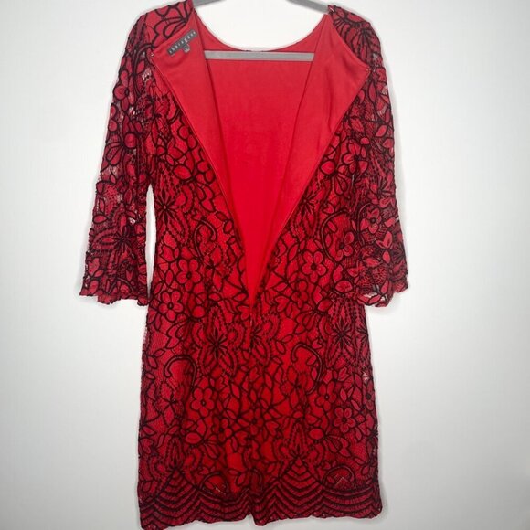 Sharagano Red & Black Lace Dress Sz 6 Floral Pattern Bell Sleeves Lined Interior - Picture 4 of 14